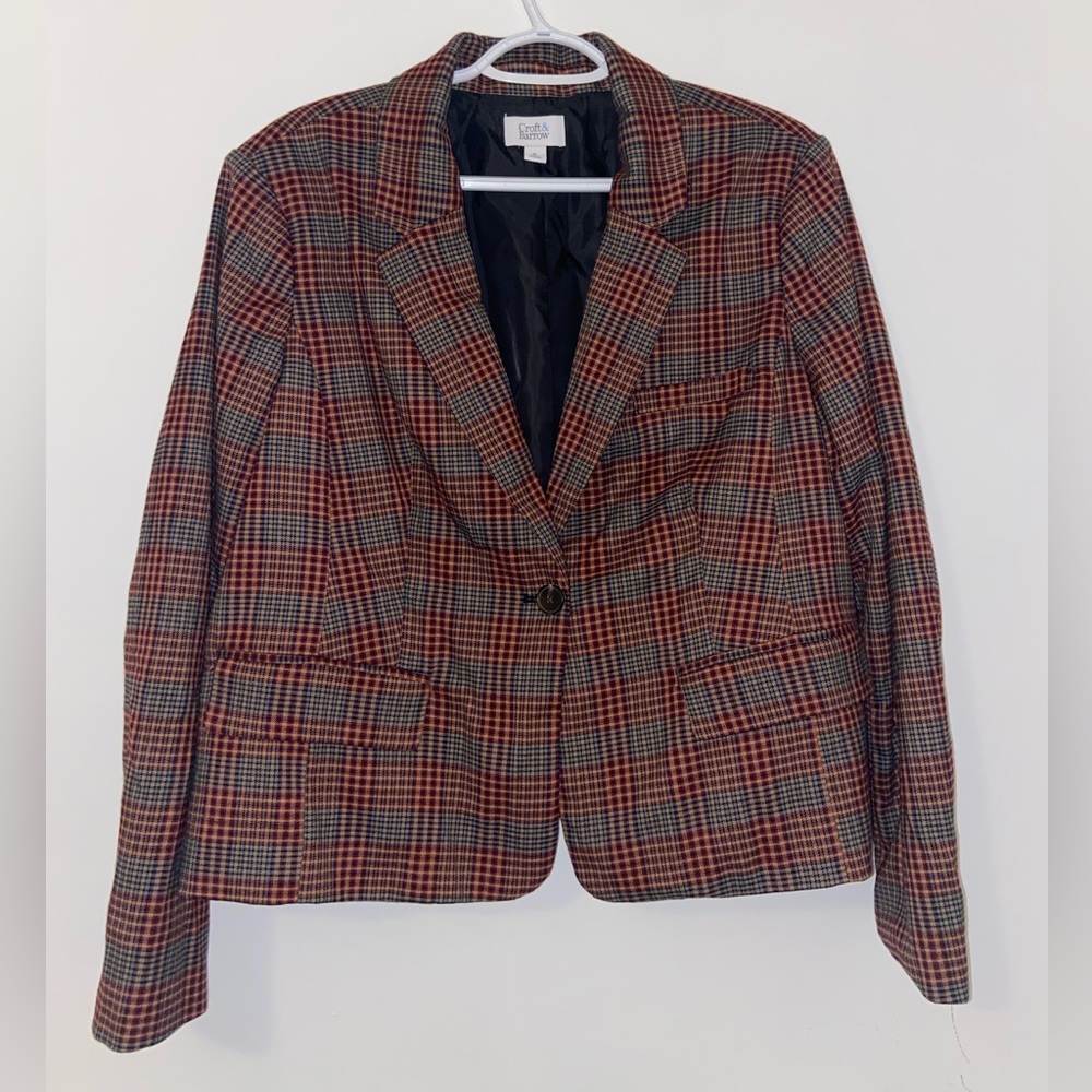 Croft & Barrow Women's Red and blue Plaid Blazer